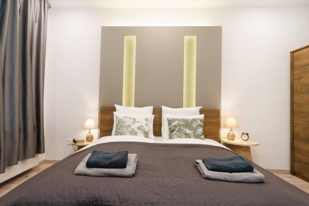 Holiday home Perfect Place In The Heart Of Downtown *